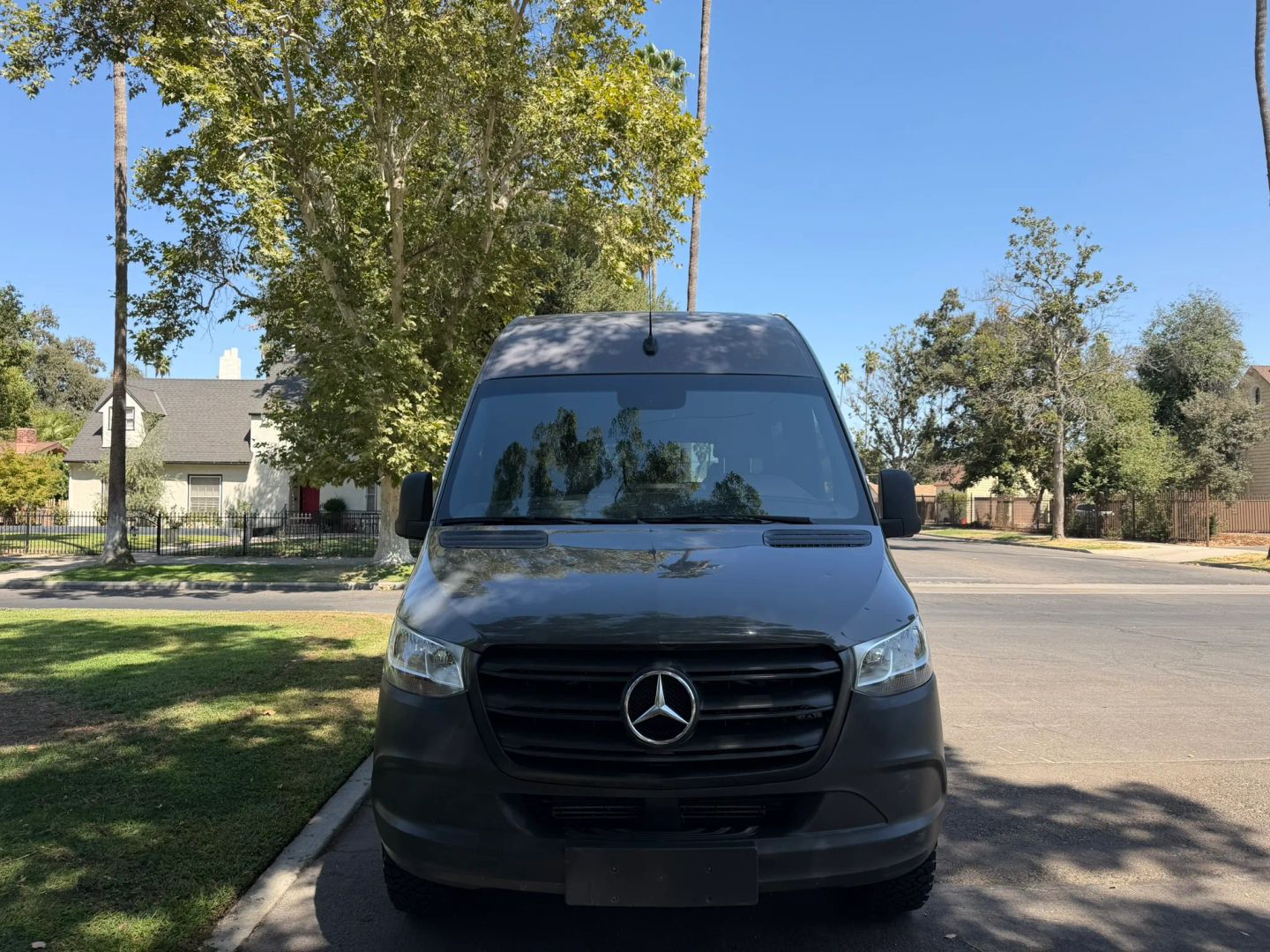 mercedes-benz sprinter passenger van 2019 WDZPF0CD6KP125574 image mercedes-benz sprinter passenger van 2019 WDZPF0CD6KP125574 image